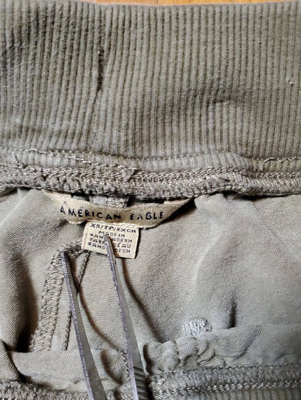 American Eagle Outfitters Olive Cargo Jogger Pants - Picture 2 of 12